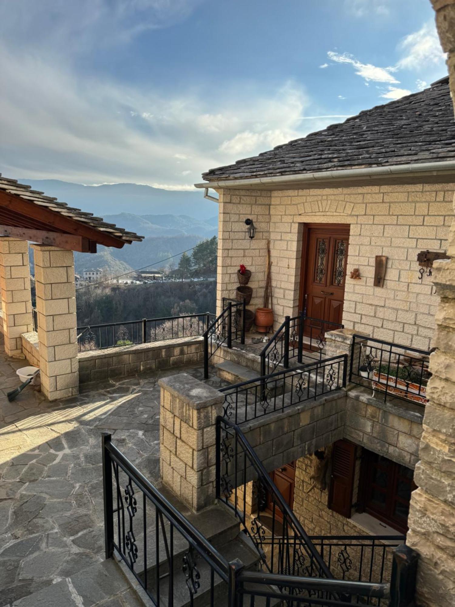 Βίτσα Πετρόκτιστο Αρχοντικό "Ιόλη" Με Θέα Ζαγόρι Villa Buitenkant foto