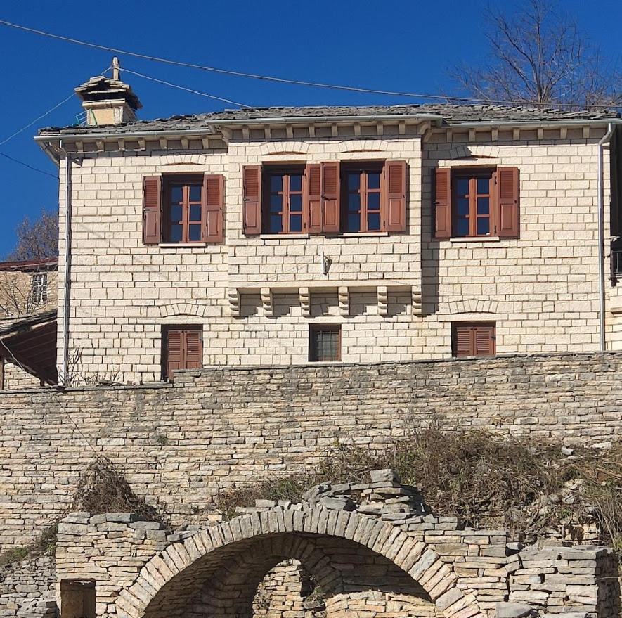 Βίτσα Πετρόκτιστο Αρχοντικό "Ιόλη" Με Θέα Ζαγόρι Villa Buitenkant foto