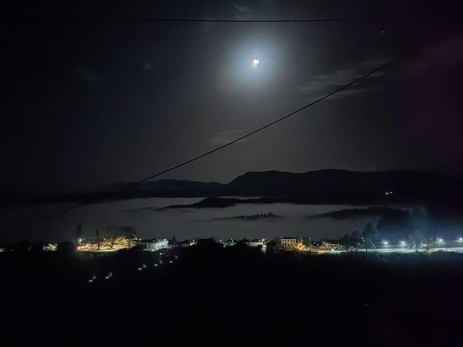 Βίτσα Πετρόκτιστο Αρχοντικό "Ιόλη" Με Θέα Ζαγόρι Villa Buitenkant foto