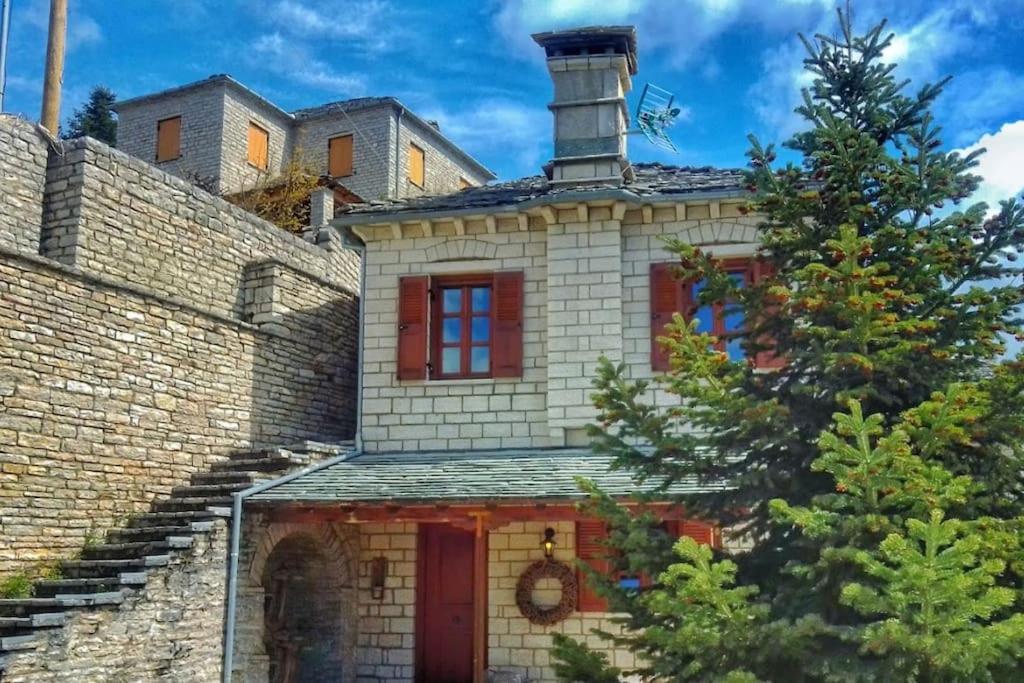 Βίτσα Πετρόκτιστο Αρχοντικό "Ιόλη" Με Θέα Ζαγόρι Villa Buitenkant foto
